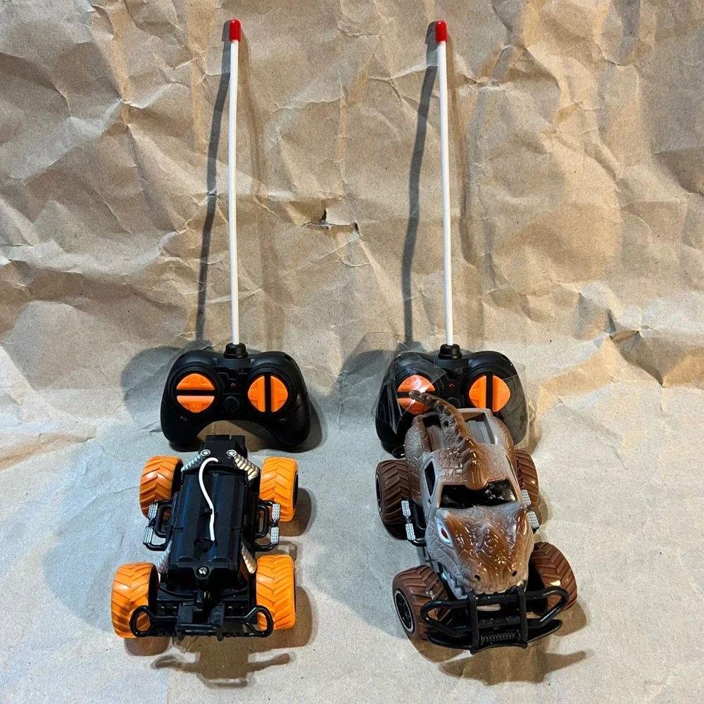 RC Monster Truck Set Dinosaur & Off-Road Brown Black Orange 2 Pack
